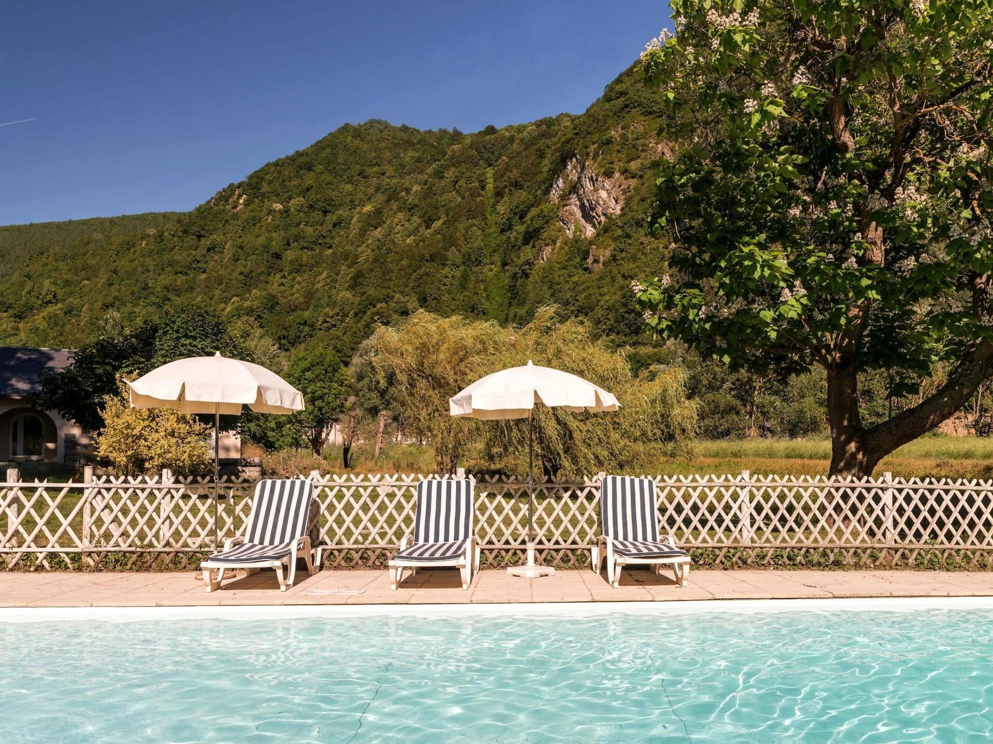 Hotel Du Val D'Aure Cadéac Zewnętrze zdjęcie